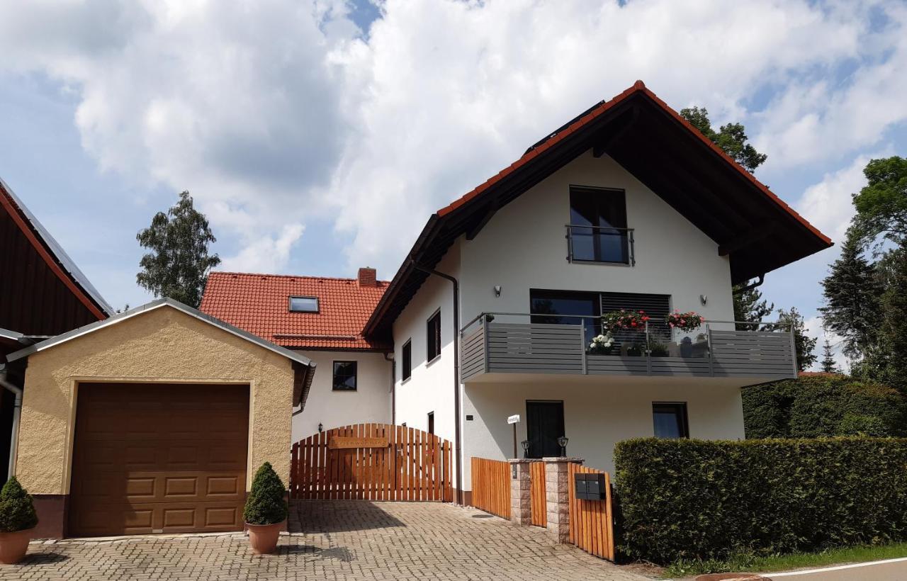 Ferienwohnung Reissmann Heinsdorfergrund Luaran gambar