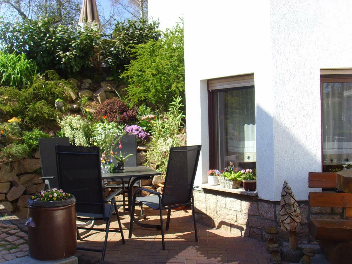 Ferienwohnung Reissmann Heinsdorfergrund Luaran gambar